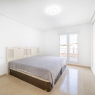 Resale - Villa -
Orihuela Costa - Pau 26