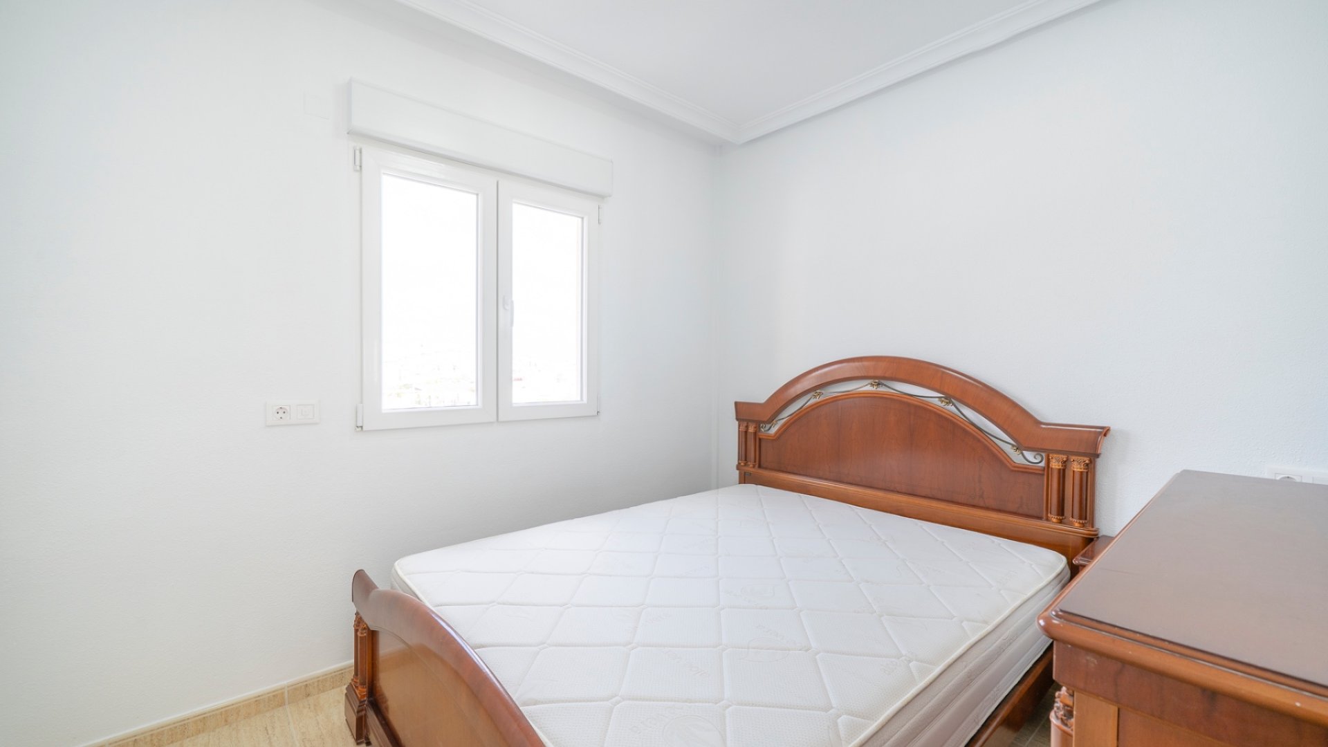 Resale - Villa -
Orihuela Costa - Pau 26