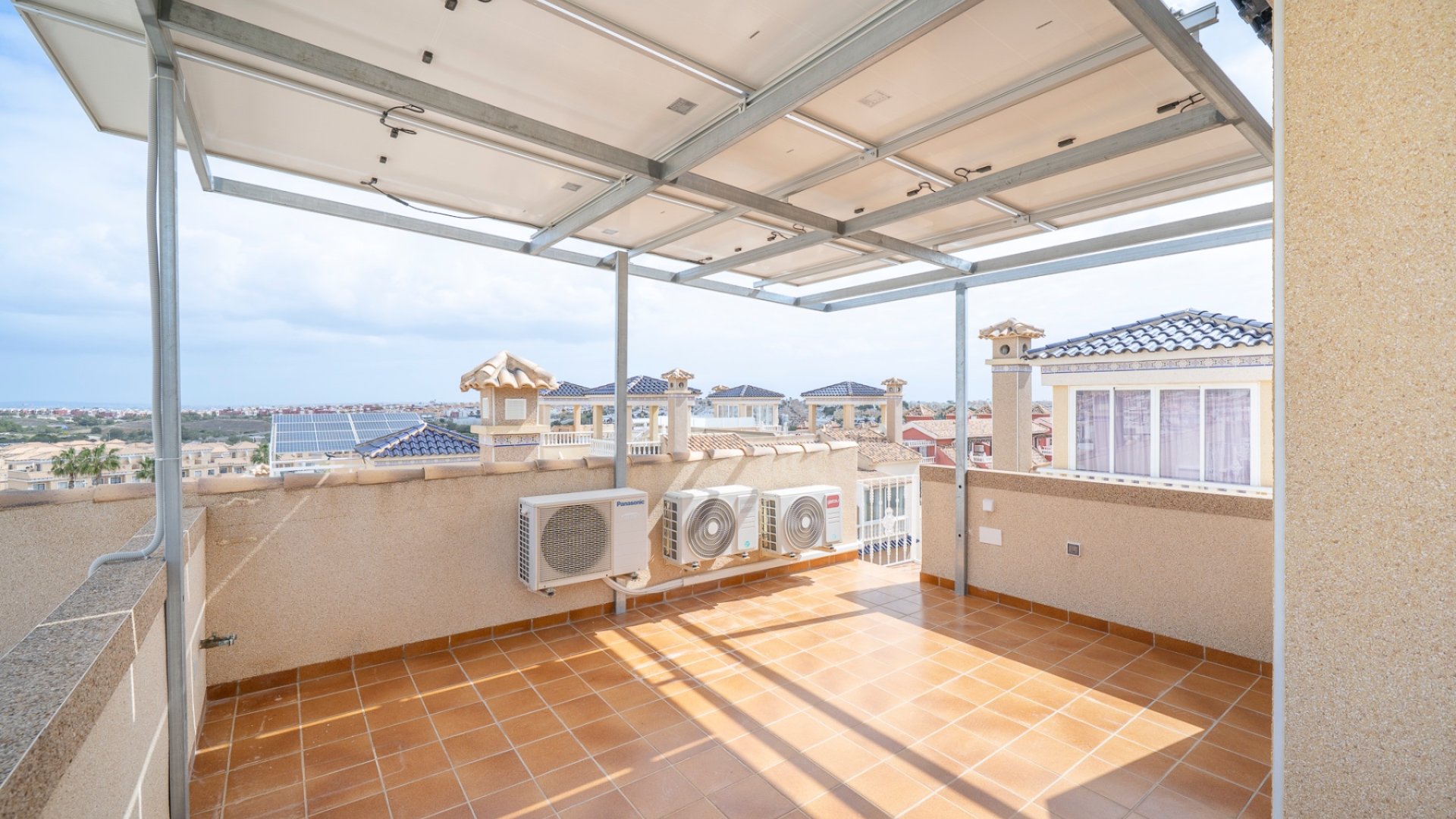 Resale - Villa -
Orihuela Costa - Pau 26