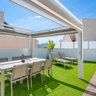 Resale - Villa -
Orihuela Costa - Pau 8*