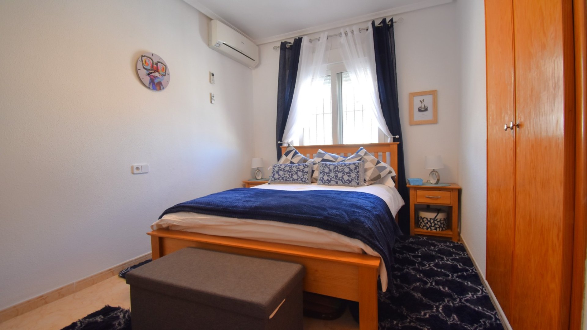 Resale - Villa -
Orihuela Costa - Playa Flamenca