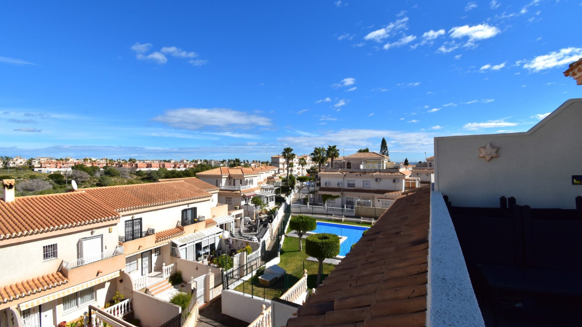 Resale - Villa -
Orihuela Costa - Playa Flamenca