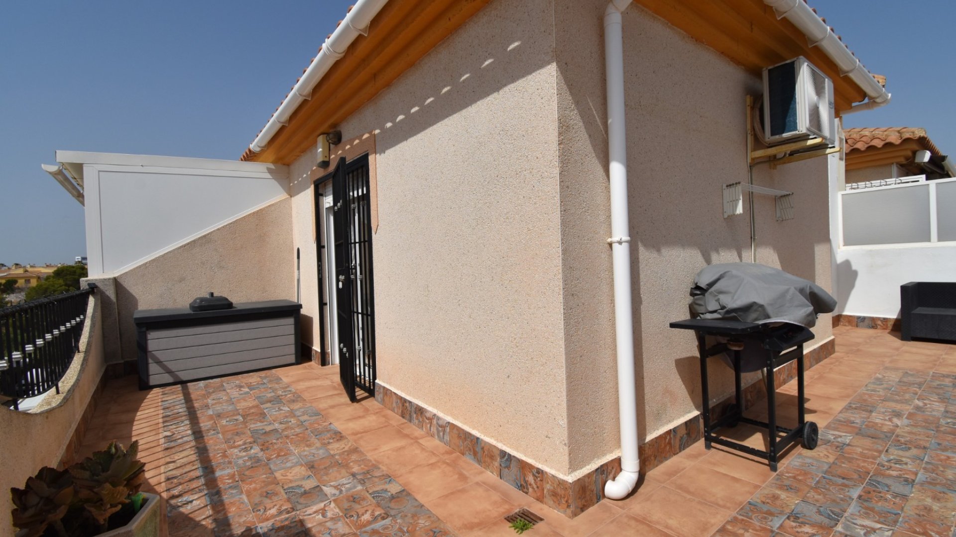 Resale - Villa -
Orihuela Costa - Playa Flamenca