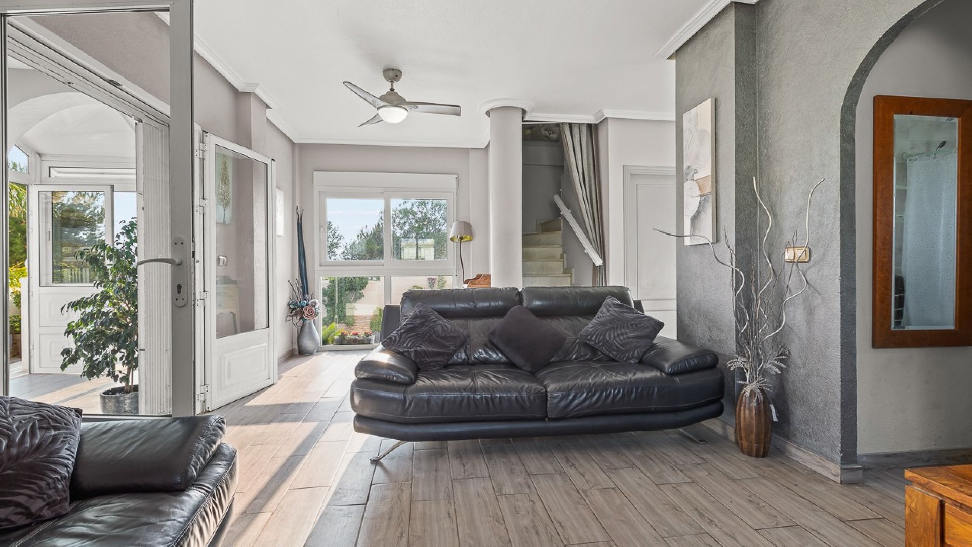 Resale - Villa -
Orihuela Costa - Playa Flamenca