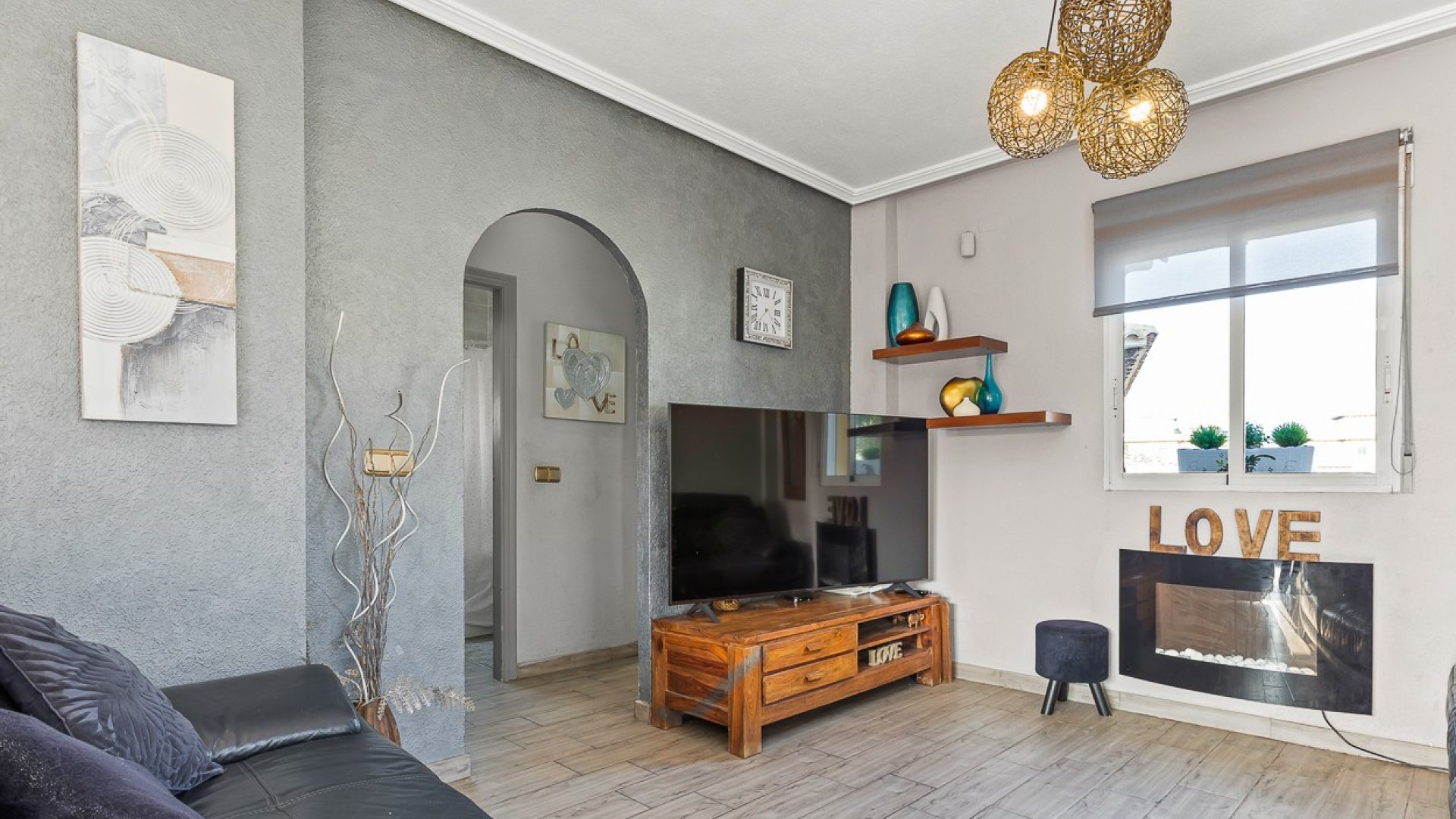 Resale - Villa -
Orihuela Costa - Playa Flamenca