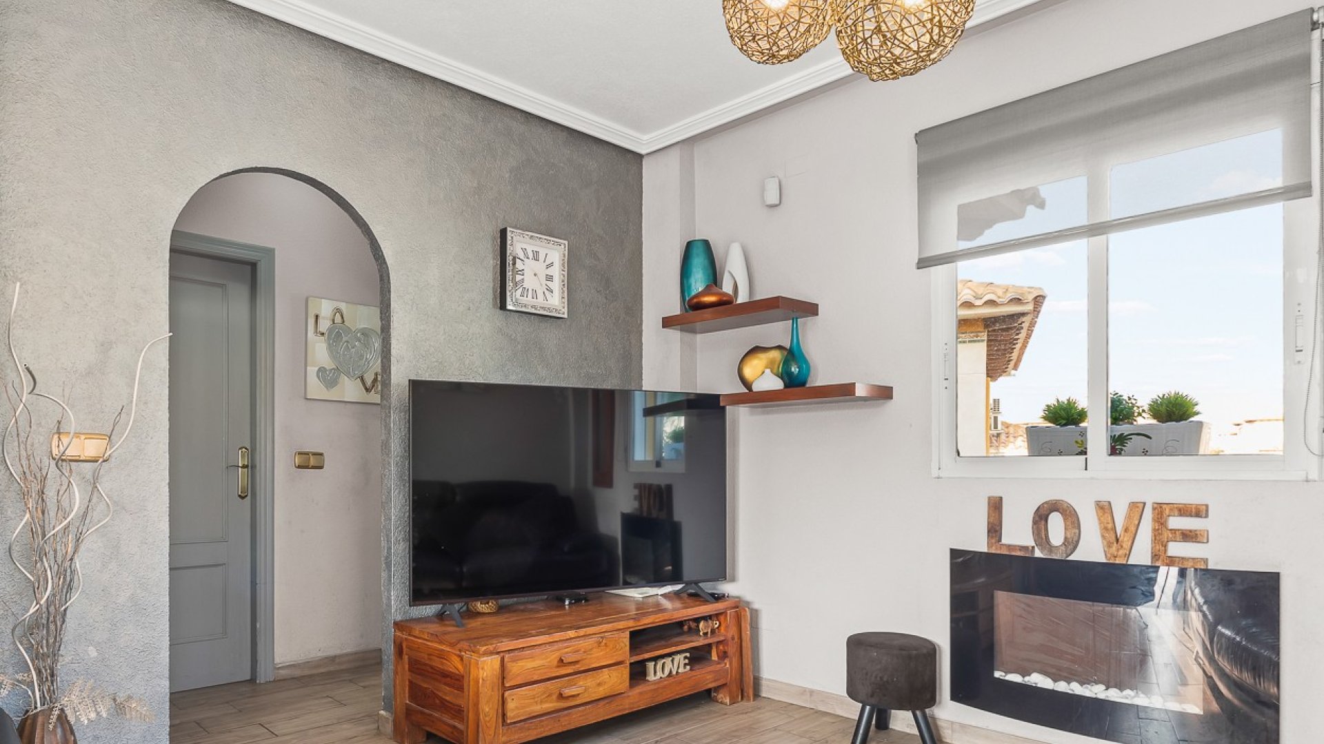 Resale - Villa -
Orihuela Costa - Playa Flamenca