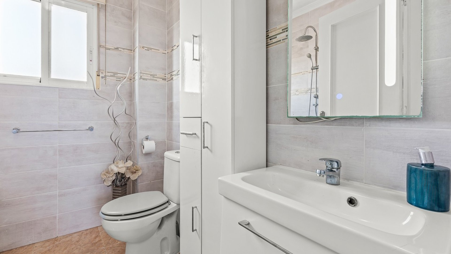 Resale - Villa -
Orihuela Costa - Playa Flamenca