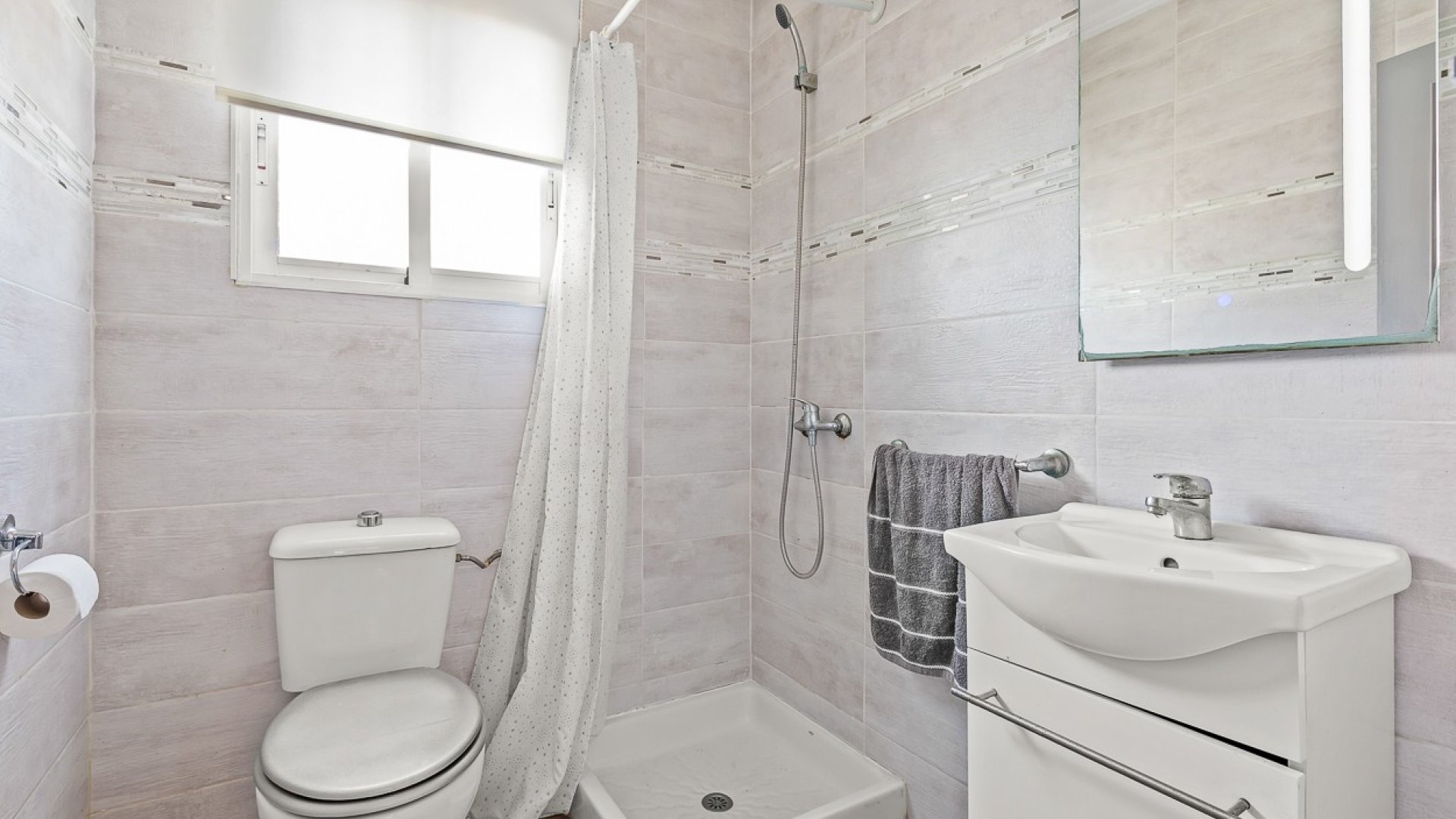 Resale - Villa -
Orihuela Costa - Playa Flamenca