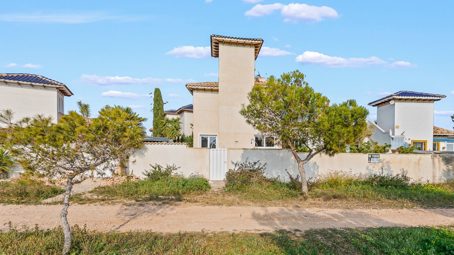 Resale - Villa -
Orihuela Costa - Playa Flamenca