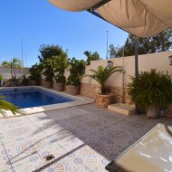 Resale - Villa -
Orihuela Costa - Playa Flamenca