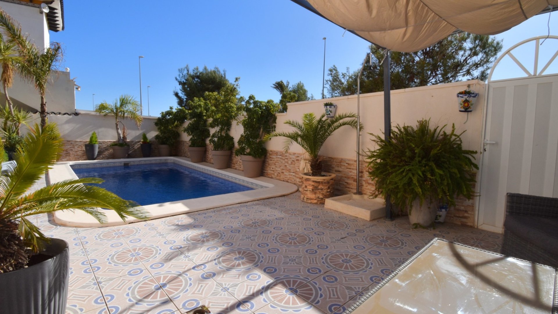 Resale - Villa -
Orihuela Costa - Playa Flamenca