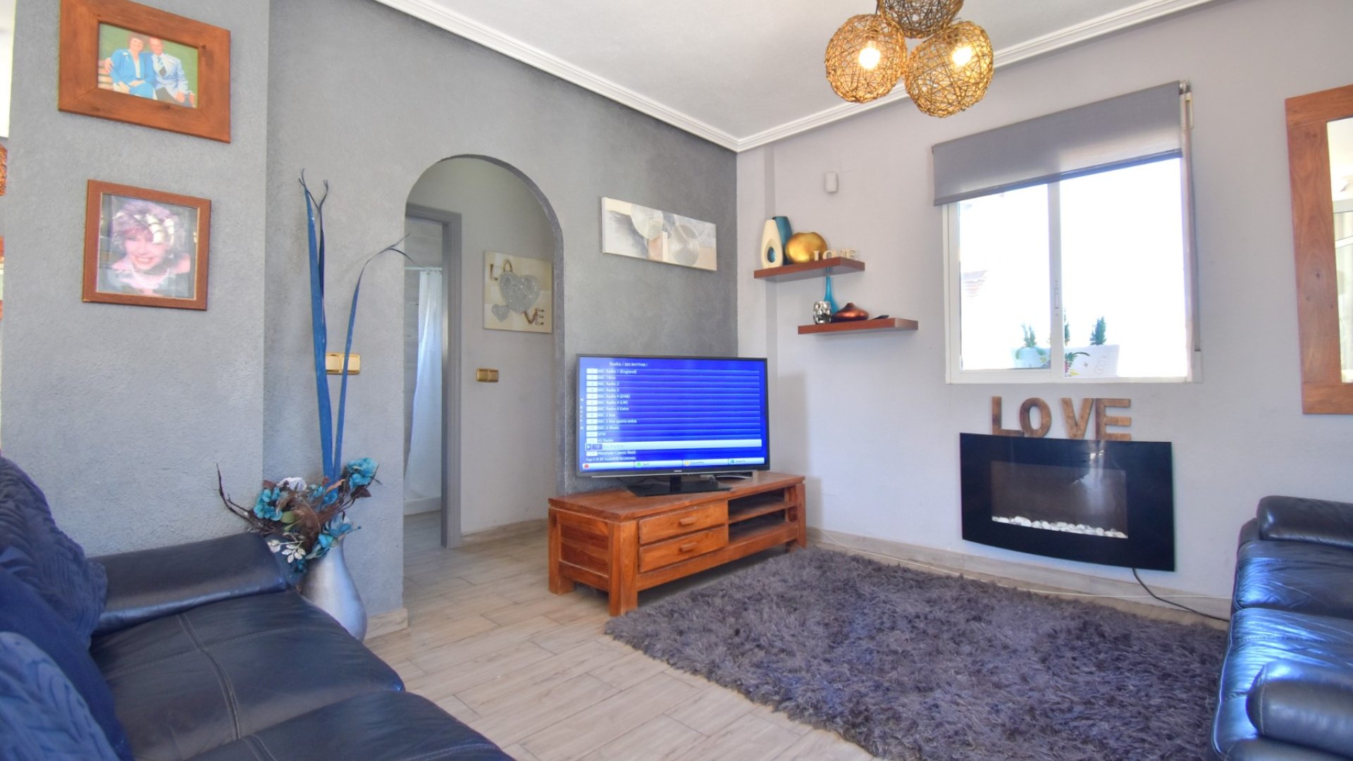 Resale - Villa -
Orihuela Costa - Playa Flamenca