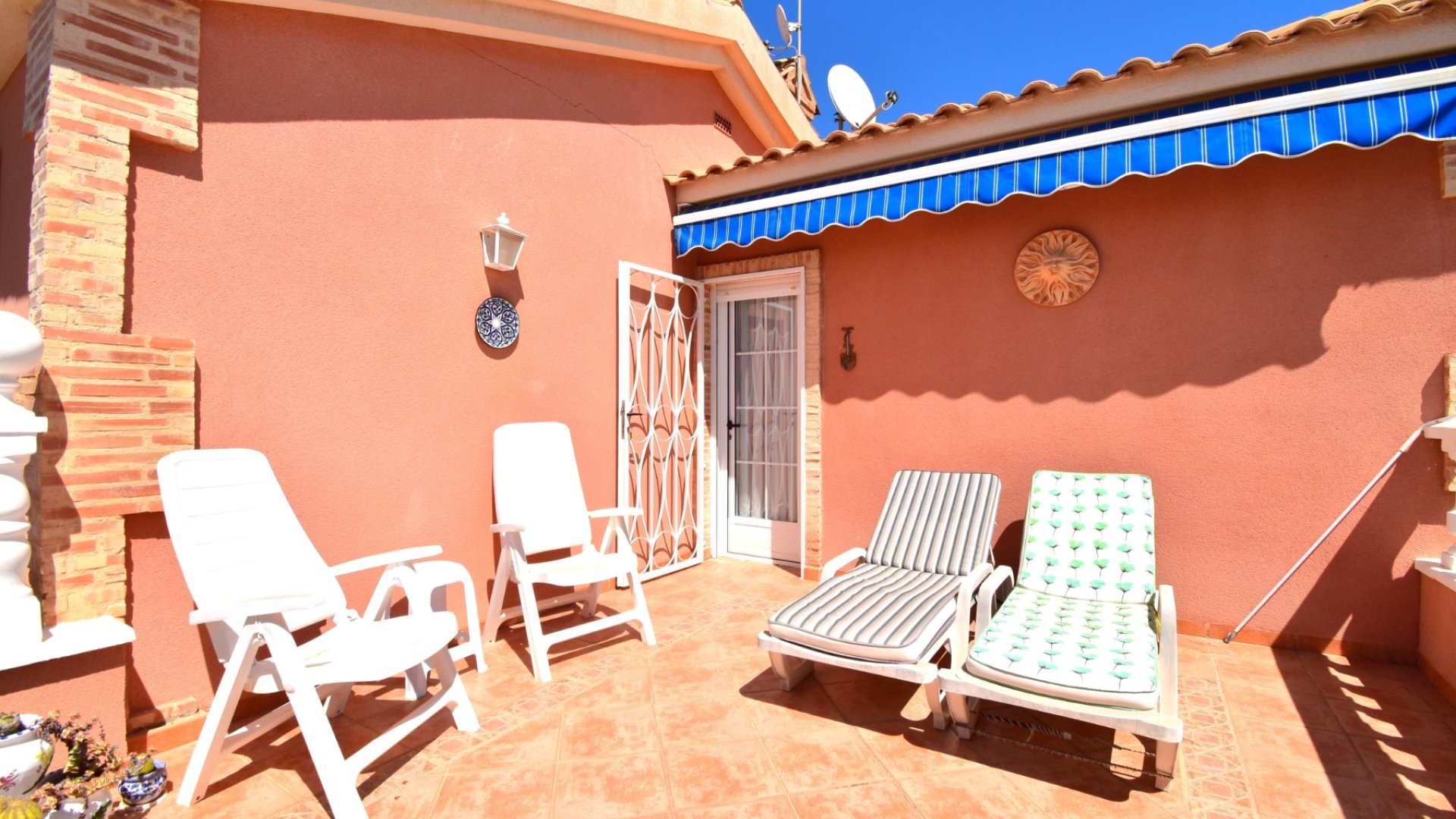 Resale - Villa -
Orihuela Costa - Playa Flamenca