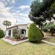 Resale - Villa -
Orihuela Costa - Punta Prima