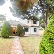 Resale - Villa -
Orihuela Costa - Punta Prima