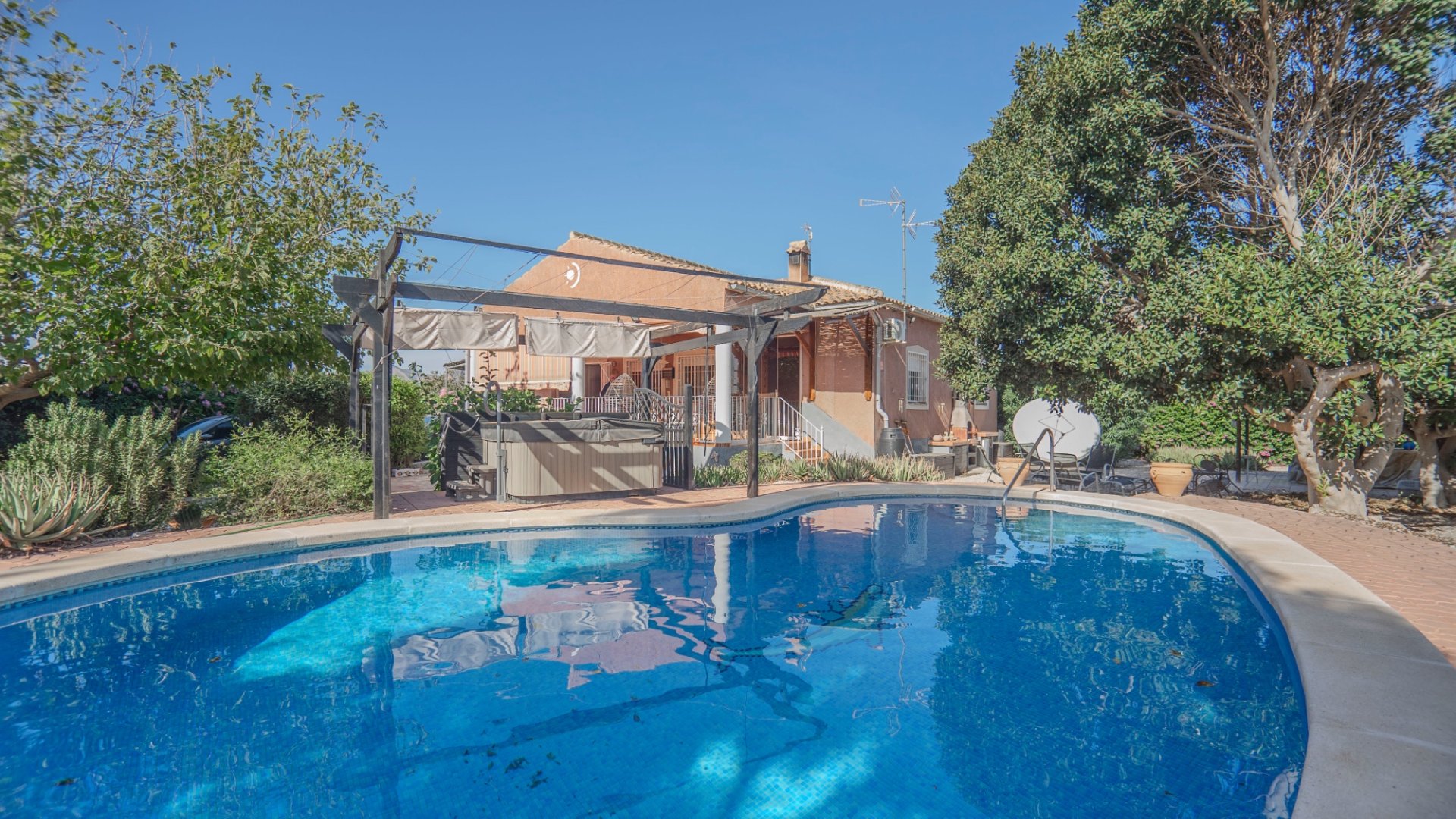 Resale - Villa -
Orihuela Costa - San Bartolome