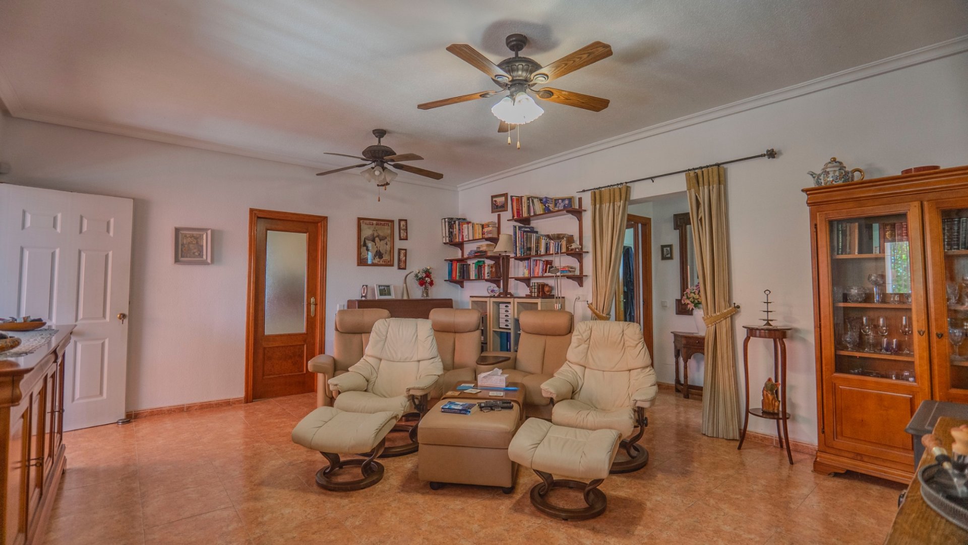 Resale - Villa -
Orihuela Costa - San Bartolome