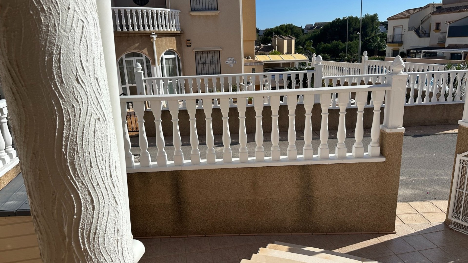 Resale - Villa -
Orihuela Costa - Villamartín