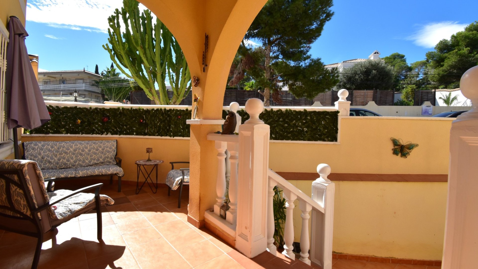 Resale - Villa -
Orihuela Costa - Villamartín