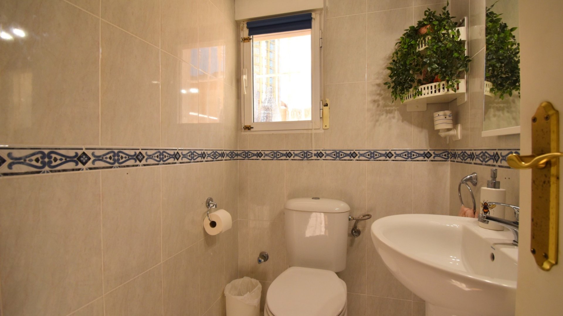 Resale - Villa -
Orihuela Costa - Villamartín