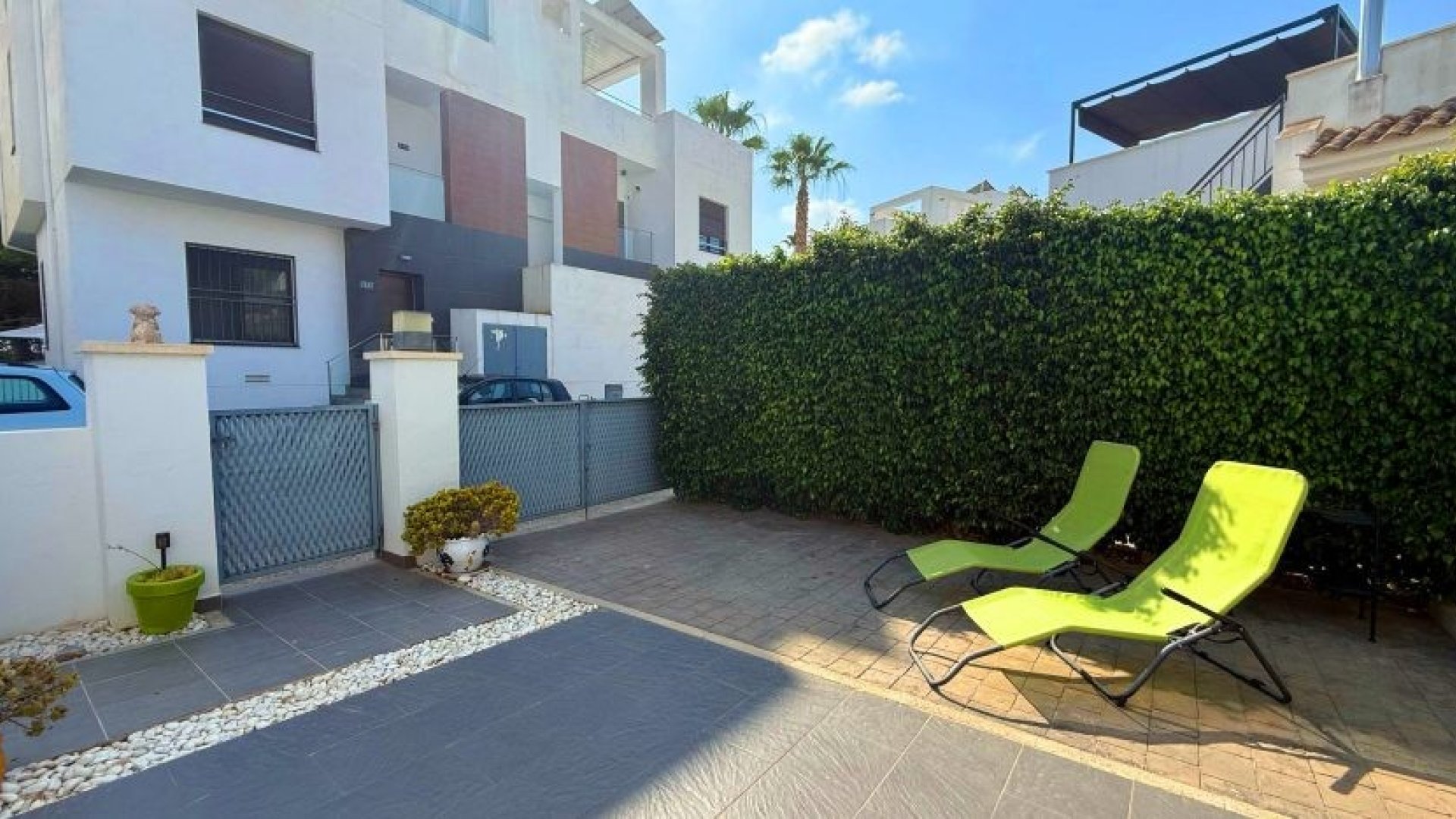 Resale - Villa -
Orihuela Costa - Villamartín