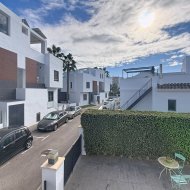 Resale - Villa -
Orihuela Costa - Villamartín