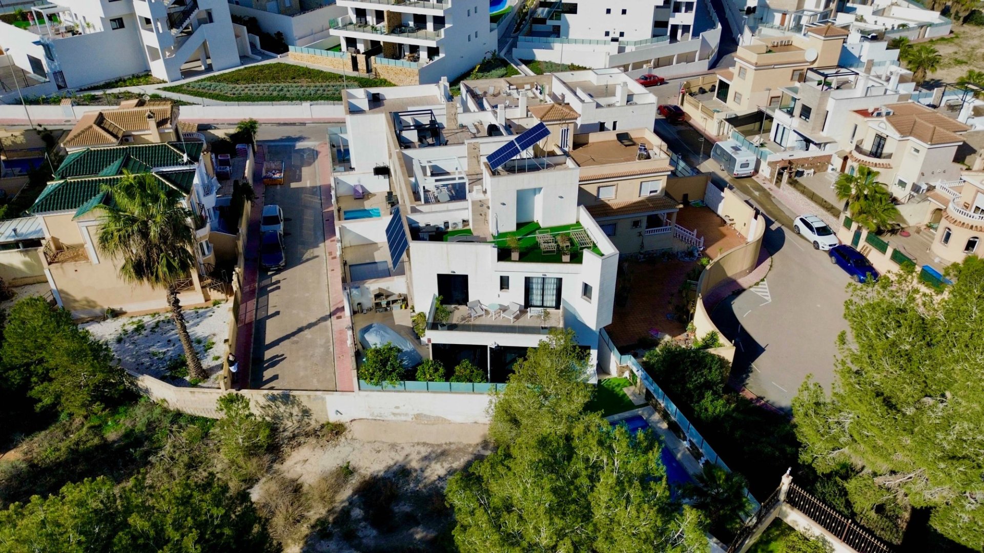 Resale - Villa -
Orihuela Costa - Villamartín