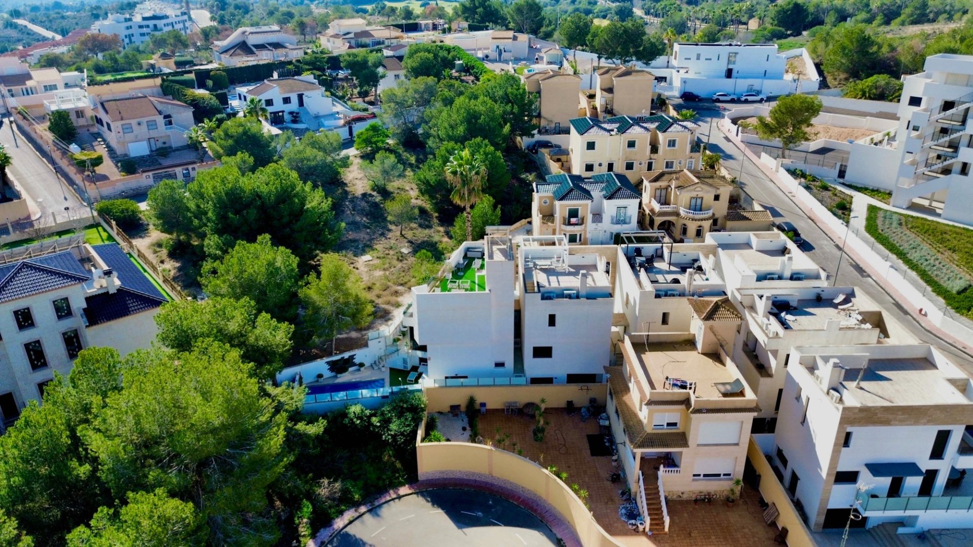 Resale - Villa -
Orihuela Costa - Villamartín