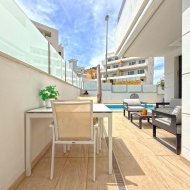 Resale - Villa -
Orihuela Costa - Villamartín