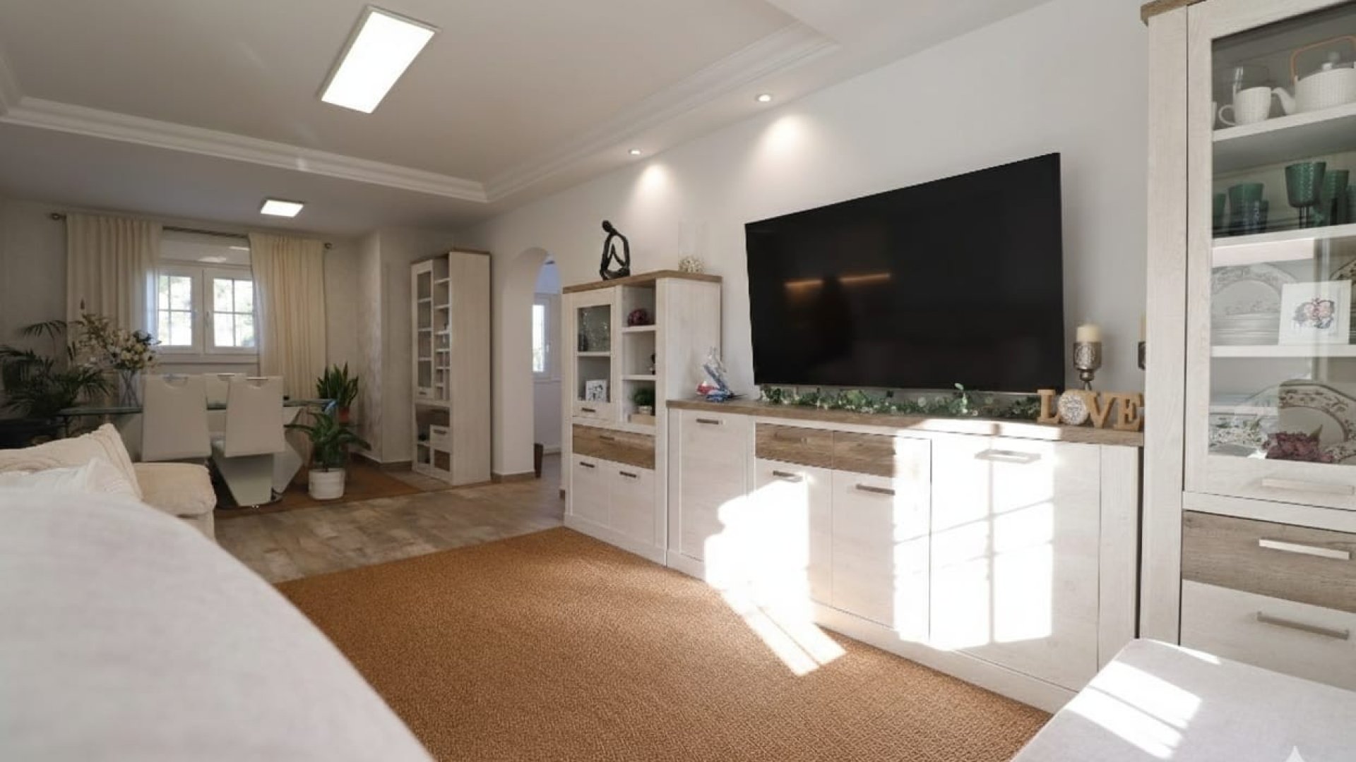 Resale - Villa -
Orihuela Costa - Villamartín