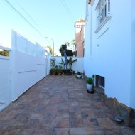 Resale - Villa -
Orihuela Costa - Villamartín