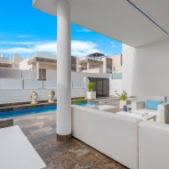 Resale - Villa -
Orihuela Costa - Villamartín