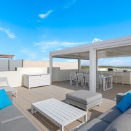 Resale - Villa -
Orihuela Costa - Villamartín