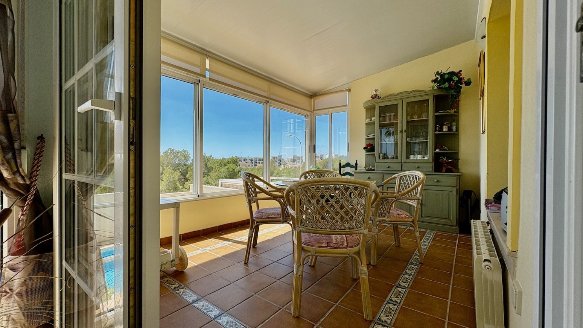 Resale - Villa -
Orihuela Costa - Villamartín