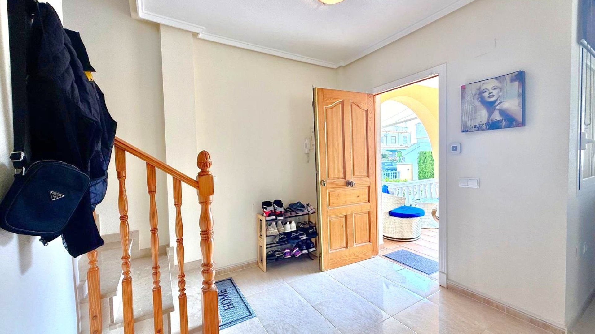 Resale - Villa -
Orihuela Costa - Villamartín