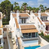 Resale - Villa -
Orihuela Costa - Villamartín