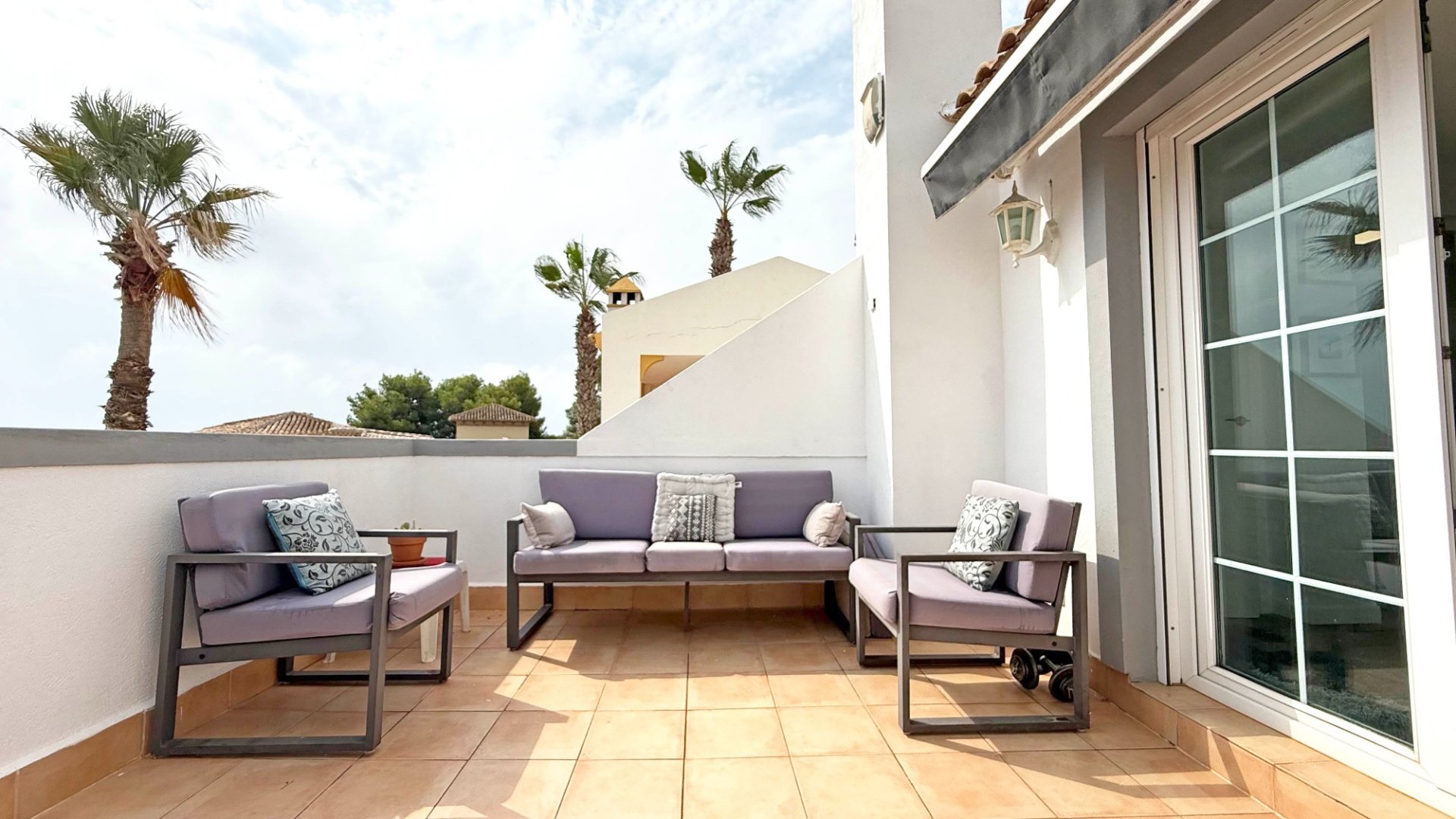 Resale - Villa -
Orihuela Costa - Villamartín