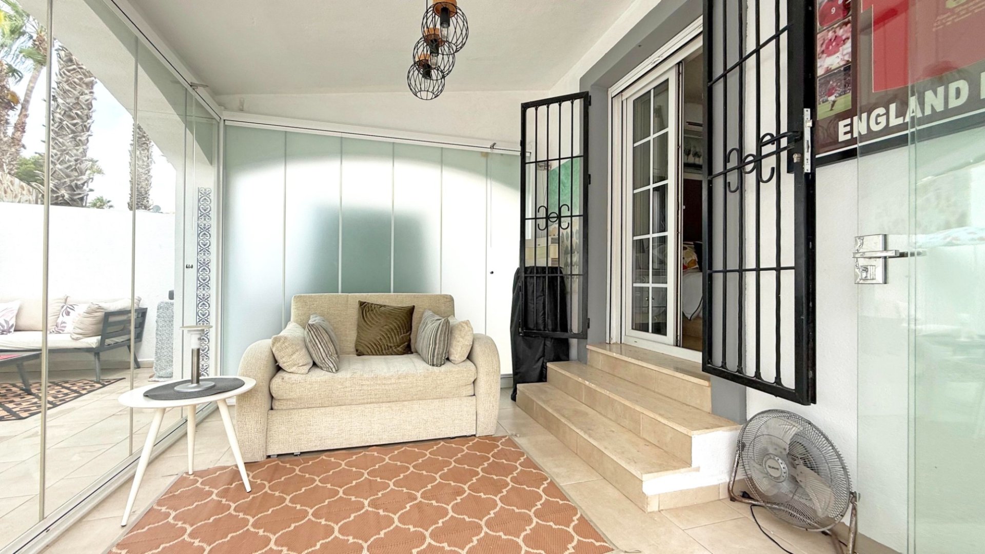 Resale - Villa -
Orihuela Costa - Villamartín