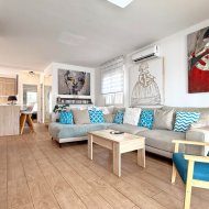 Resale - Villa -
Orihuela Costa - Villamartín