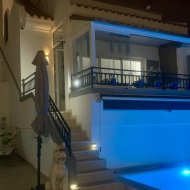 Resale - Villa -
Orihuela Costa - Villamartín