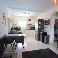 Resale - Villa -
Orihuela Costa - Villamartín