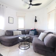 Resale - Villa -
Orihuela Costa - Villamartín