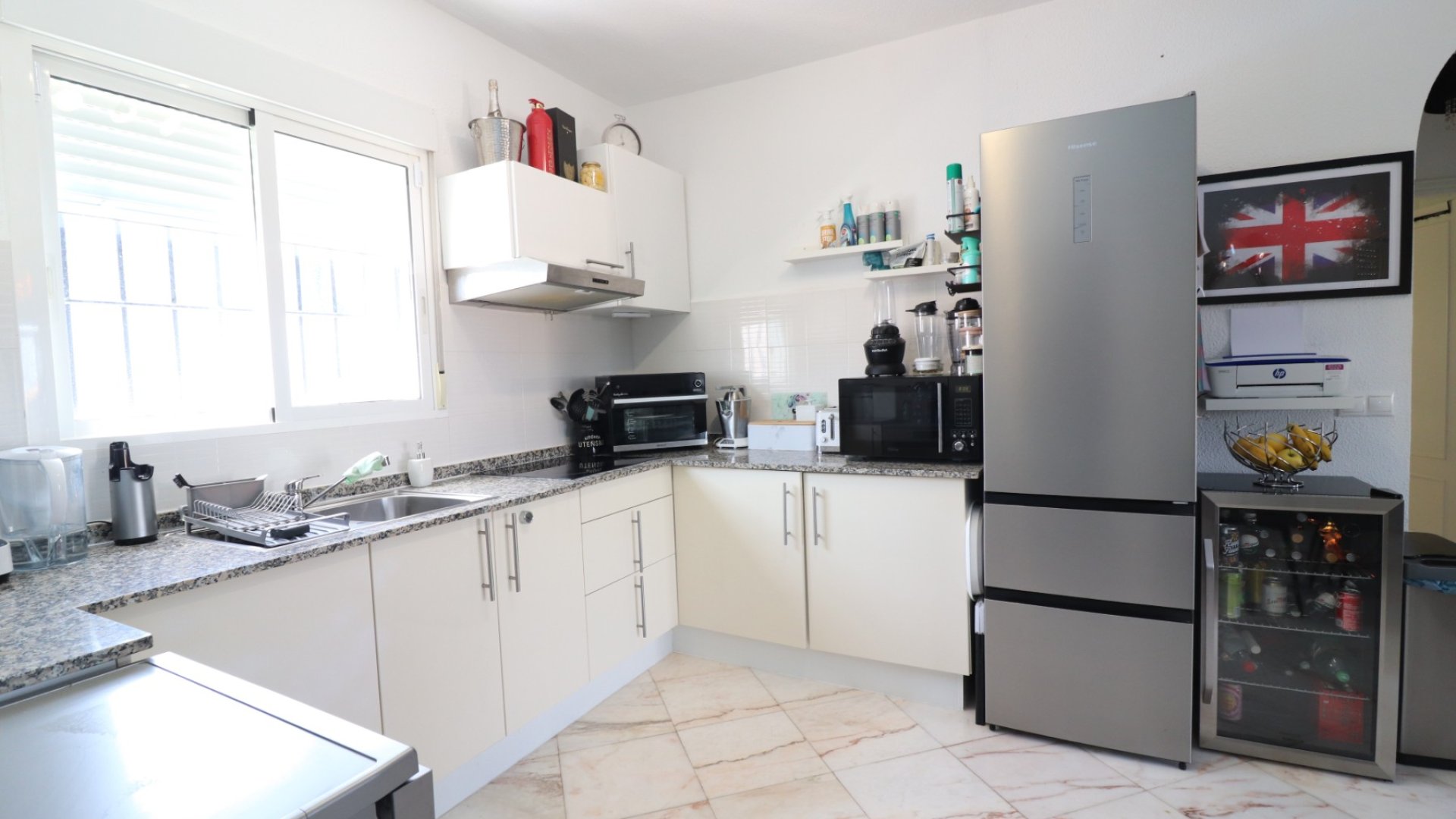 Resale - Villa -
Orihuela Costa - Villamartín