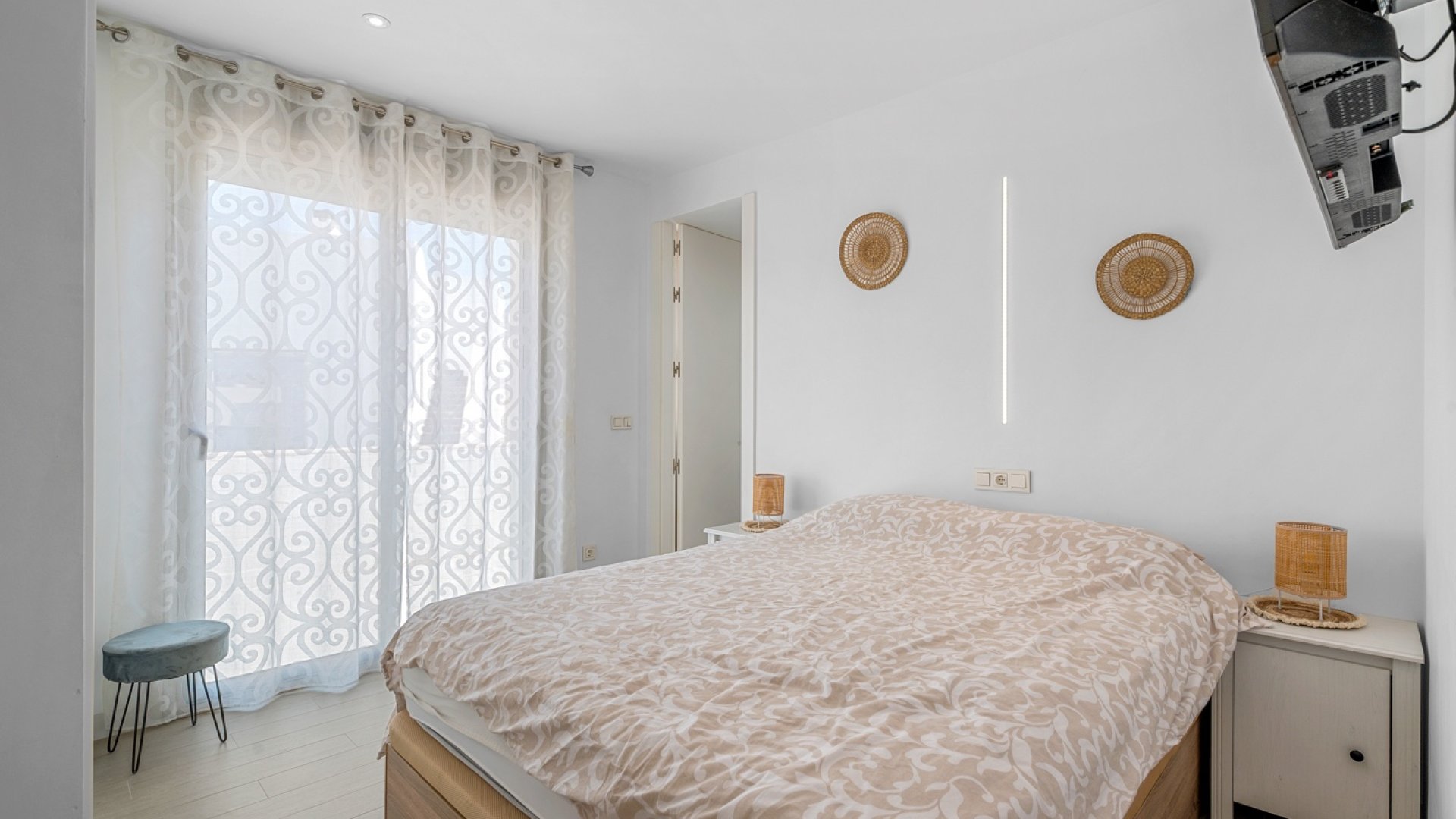 Resale - Villa -
Orihuela Costa - Villamartín