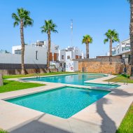 Resale - Villa -
Orihuela Costa - Villamartín