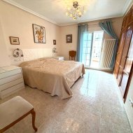 Resale - Villa -
Orihuela Costa - Villamartín