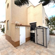 Resale - Villa -
Orihuela Costa - Villamartín