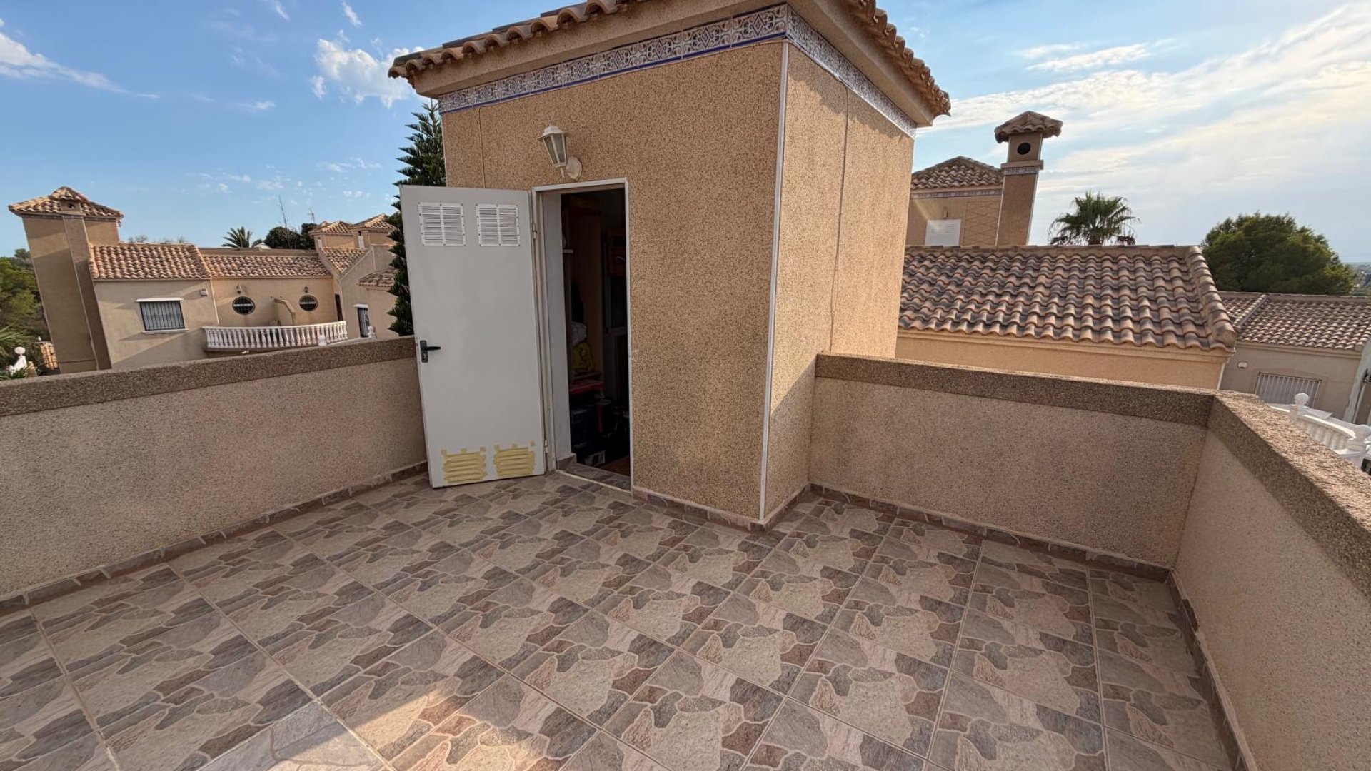 Resale - Villa -
Orihuela Costa - Villamartín