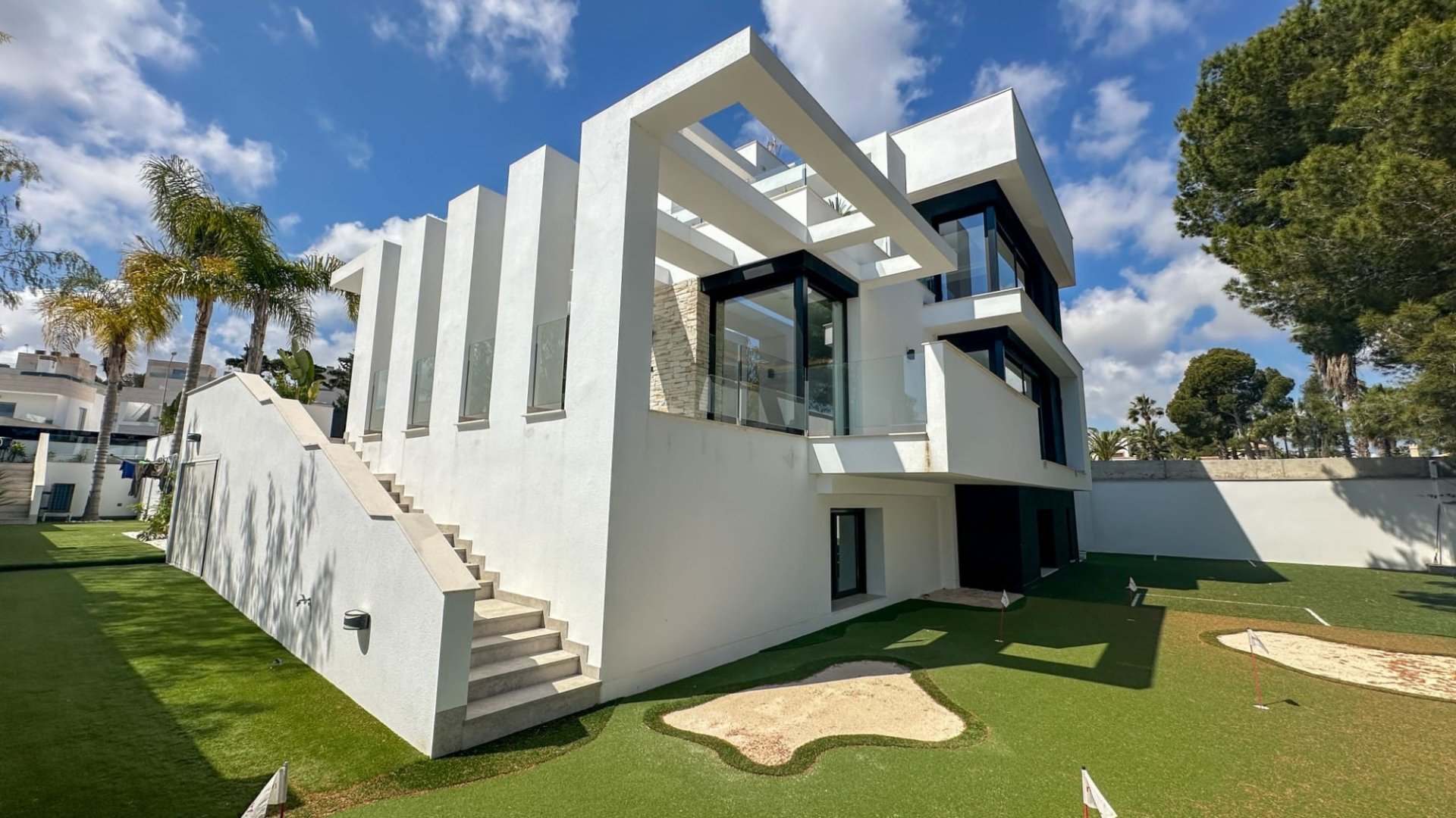 Resale - Villa -
Orihuela Costa - Villamartín