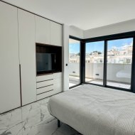 Resale - Villa -
Orihuela Costa - Villamartín